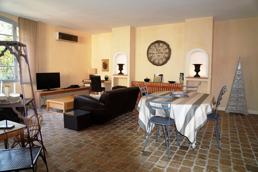Sous Les Courtines Villa Carcassonne Buitenkant foto